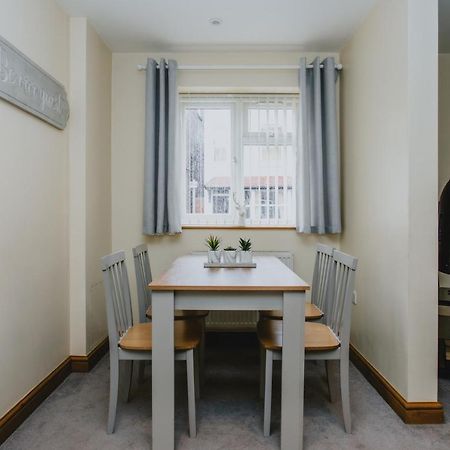 Home From Home 1 King Size Bed Apartment Near Hospital & Tennis Nottingham Exterior foto